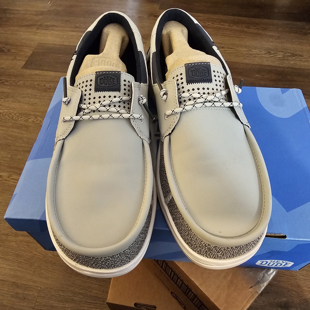 Hey Dude Men’s Casual Boat Shoes - Cream and Gray - Picture 2 of 5